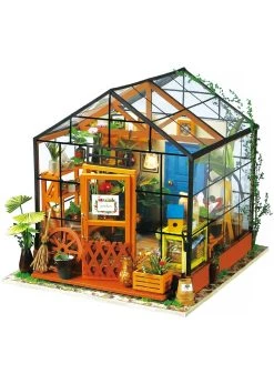 Hands Craft Hy's Flower House